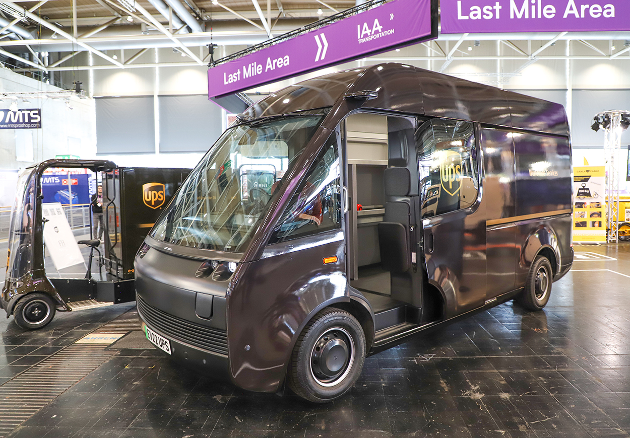 Last Mile Area met o.a. deze elektrische besteller van Arrival